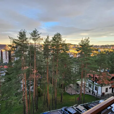 View With Free Garage Parking *