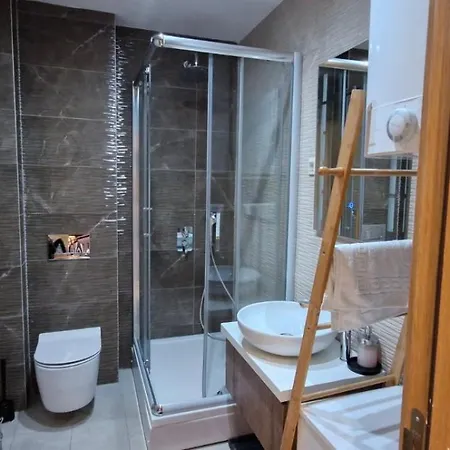 View With Free Garage Parking *